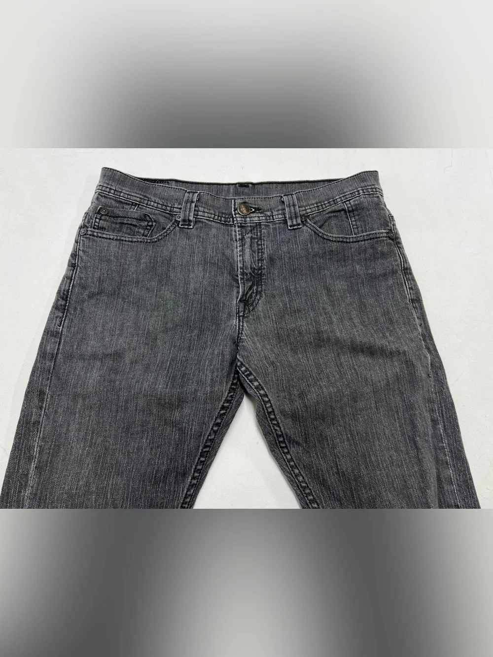 Levi’s 511 Slim Gray Distressed Jeans Zipper Back Pockets 34x30